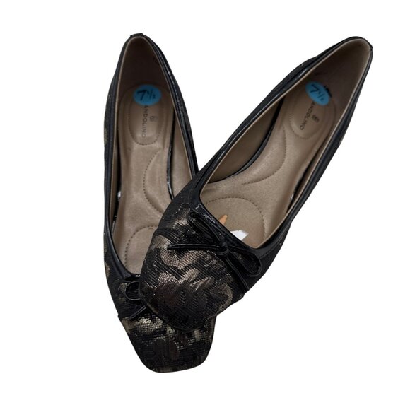 Bandolino Size 7.5 Business Style Floral Square Toe Slip On Black Gold Heels - Picture 4 of 13